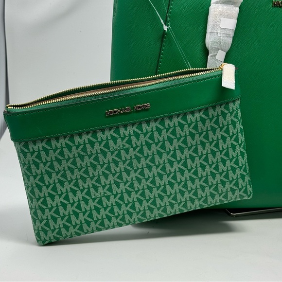 Michael Kors Charlotte Palmetto Green 3 in 1 Tote NWT $678 - Picture 4 of 6